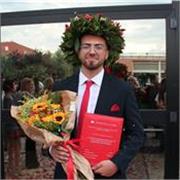 Ciao! Sono laureato in ingegneria informatica e sono qui per insegnare tutto quello che questo bellissimo settore può dare!