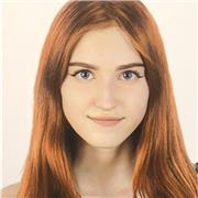 Soy una chica joven con muchas ganas de poder ayudar a alumnos de todas las edades