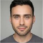 Profesor de informática con vocación docente.
Clases de inteligencia artificial, análisis de datos y tecnología, orientadas a niño