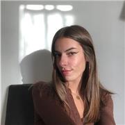 Forte de mon expérience dans aux Canaries et grâce à mon master didactique des langues (FLE). J’enseigne à tout public