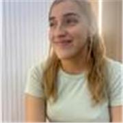 Graduada en antropología social y cultural con especialidad en religiones. Me gustaría dar clases a niños de primaria/ESO.