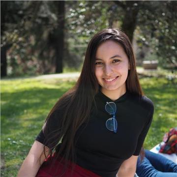 María