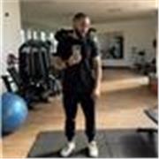 Coach, Entrenador personal, instructor de fitness, experto en nutrición y salud ofrece sus servicios para todos aquellos que quieran llevar un estilo de vida saludable y llevar a su cuerpo a su maximo potencial