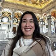 English and Spanish teacher with experience teaching students of all ages.