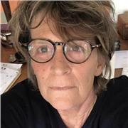 Préparations aux concours et entrées en école d’art.J’enseigne dans différentes écoles d’art dont l’école des Gobelins.Je propose Technique en dessin d’observation, dessin d’extérieur, archi et points fuites Aide à la préparation de book choix des dessins