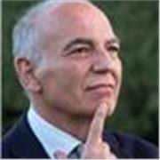 Avvocato libero professionista con esperienza trentennale e competenze nell'ambito della didattica e del tutoraggio per studenti di scuole superiori e universitari