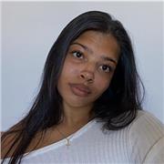 Je m’appelle Tifène, étudiante en psychologie, et je propose des cours de français pour enfants, collégiens, ou lycéens.