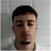 Estudiante de 18 años, responsable y puntual, con ganas de enseñar a niños de todas las edades.