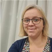 Lehrerin für Gesundheitsberufe untersützt individuell bei allen Themen der Gesundheits- und Krankenpflege, sowie der Anatomie des