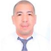 Highly experienced teacher tutoring students with mixed abilities