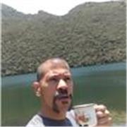 Persona para conversar en español sobre cualquier tópico de interés y así hablar de manera más fluida con otros