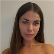 Graduada en Relaciones Laborales, apta para dar todas las materias desde primaria hasta la ESO