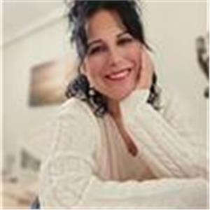 Laura Benavente Sanchez