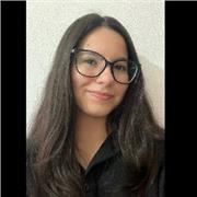 Laureanda in lingue offre supporto per lo svolgimento dei compiti o per migliorare il metodo di studio