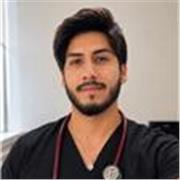 Médico general con especialidad en VIH y enfermedades transmisibles
