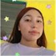 Maestra de apoyo para niños de primaria y preescolar