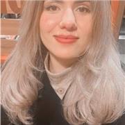 Je suis d’origine syrienne et j’ai grandi en Syrie, donc je maîtrise parfaitement l’arabe littéraire.