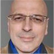 Sono un'ex professore universitario, che ha insegnato in Giappone per molti anni. 