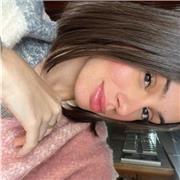 Profesora de español imparte clases a extranjeros