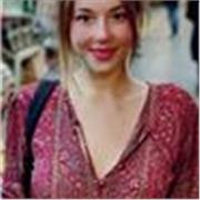 Life Coach certificata USA|facilitatrice Mindfulness|studentessa in Medicina, offre percorsi di sviluppo personale|metodo online