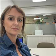 Licenciada en Psicología con varios postgrados, entre ellos Máster oficial de Psicología Jurídica y Forense