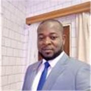 Je suis un coach en langues étrangères qui dispense des cours adaptés et personnalisés en langues étrangères.