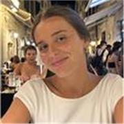 Estudiante de Magisterio con experiencia. Apasionada por enseñar español y apoyar el aprendizaje de los alumnos.