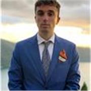 studente al secondo anno magistrale di business administration da lezioni di inglese da livello base fino a B2/C1