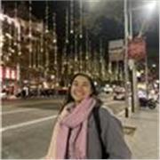 Joven profesional titulada en Historia, Español como lengua y ciencias políticas con experiencia como tutor privado. 