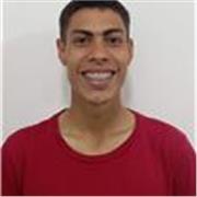 Profesor de apoyo especializado escolar para niños en el área de matemáticas básicas