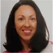 “Empática, responsable y vocacional, con 20 años de experiencia en acompañamiento a familias.”