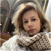 Laureata in Formazione e Studentessa di Legge e matematica di rende disponibile anche per scuole Superioro, tesi e Sostegno