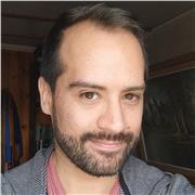 Profesor de violín y viola con 15 años de experiencia, egresado de la U. Chile