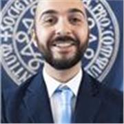 Ragazzo laureato in giurisprudenza si rende disponibile a lezioni online realizzate su misura