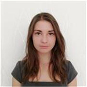 Englische Nachhilfelehrerin und Autorin bietet Englisch-Privatunterricht für Kinder und Erwachsene online an.