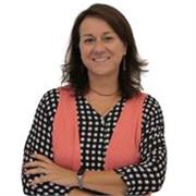 Profesora de Filosofía en Bach. Excelentes resultados en PEBAU. Más de 10 años de experiencia. 