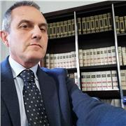Laureato in economia e commercio, consulente aziendale e docente formatore in materia di direzione e organizzazione aziendale, controllo di gestione e analisi dei costi, con oltre 30 anni di esperienza, offre lezioni online private o di gruppo a imprendit