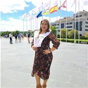 Profesor de comunicación, apto para todos los niveles.