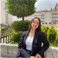 Her yaştan ders veren İngilizce öğretmeni