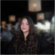 Profesora de inglés con nivel C1 certificado y experiencia dando clases.