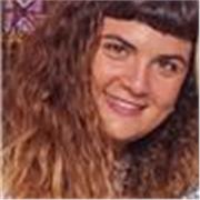Laureata in Traduzione specialistica, impartisco lezioni di inglese, francese, italiano e letteratura italiana, matematica
