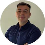 I am an English-Spanish translator with 5+ years of experience in the field. I have taught to people of all ages, being sure to understand their needs and goals.