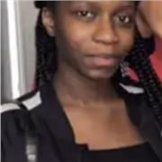 Jeune bachelière prête à partager son savoir avec des plus jeunes (ou plus vieux !)