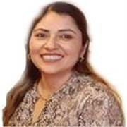 Contadora profesional brinda clases a personas no contadores