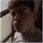 2 años de experiencia, súper aplicado y sobre todo comunicó muy bien 