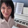 Clases particulares de piano presenciales y online ( en español o en ruso)
