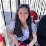 Native English speaker available to teach both online and in person, offering engaging and personalized lessons for students