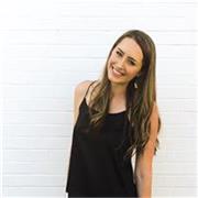 Tutor de inglés imparte clases a todos los edades