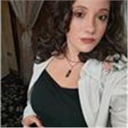 Laureanda in lettere moderne impartisce lezioni di italiano per italiani e stranieri