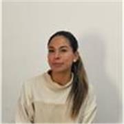 Educadora de trato directo en área educación con experiencia en acompañamiento en tareas, trabajos y el diario escolar